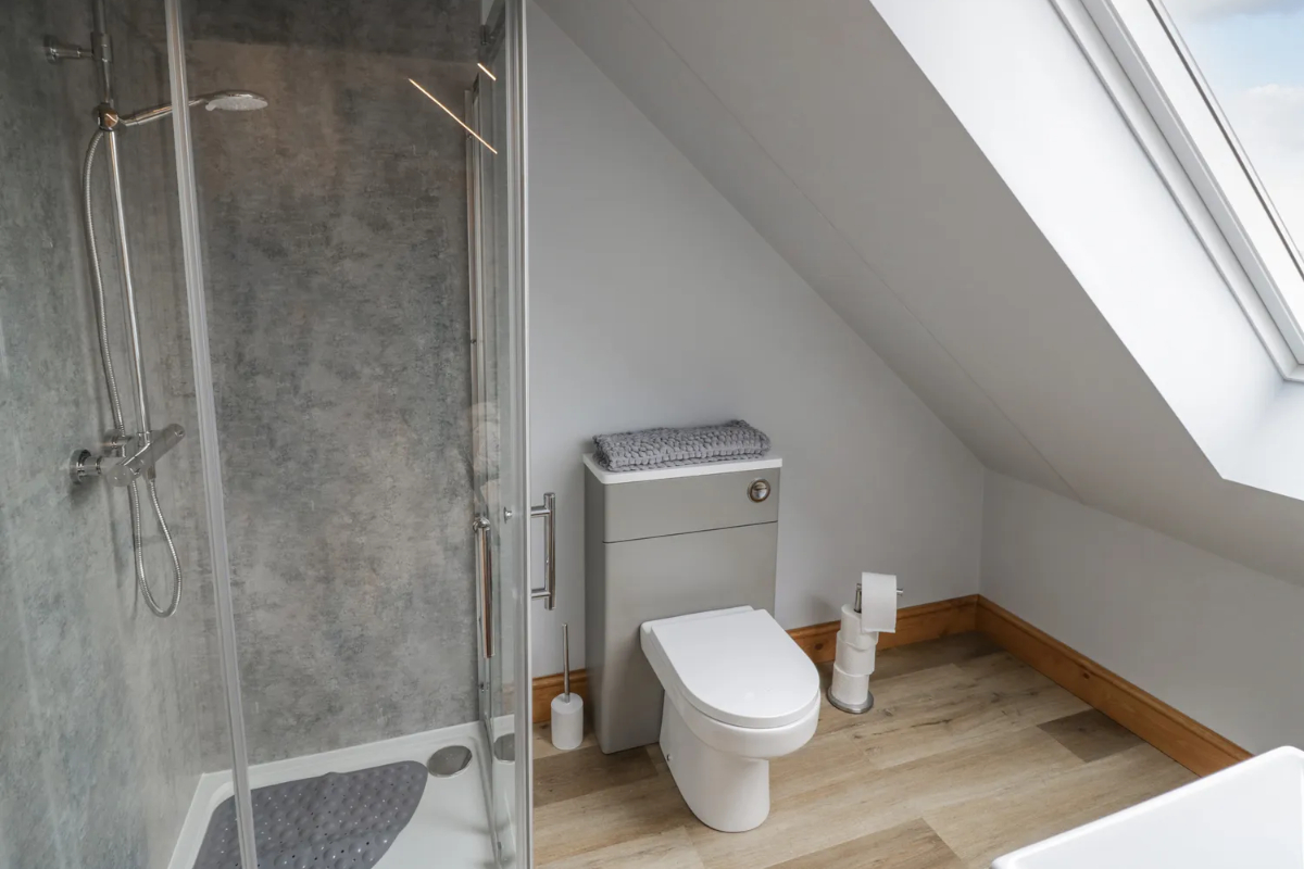 Bathroom 2